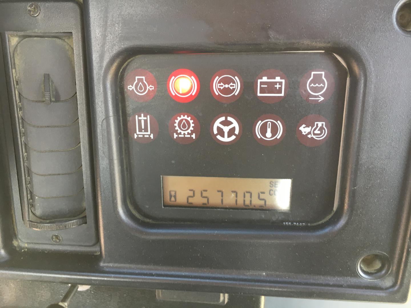 ./imagenes/INVOICE/2019/16760/CARGADOR FRONTAL 988G (47).JPG